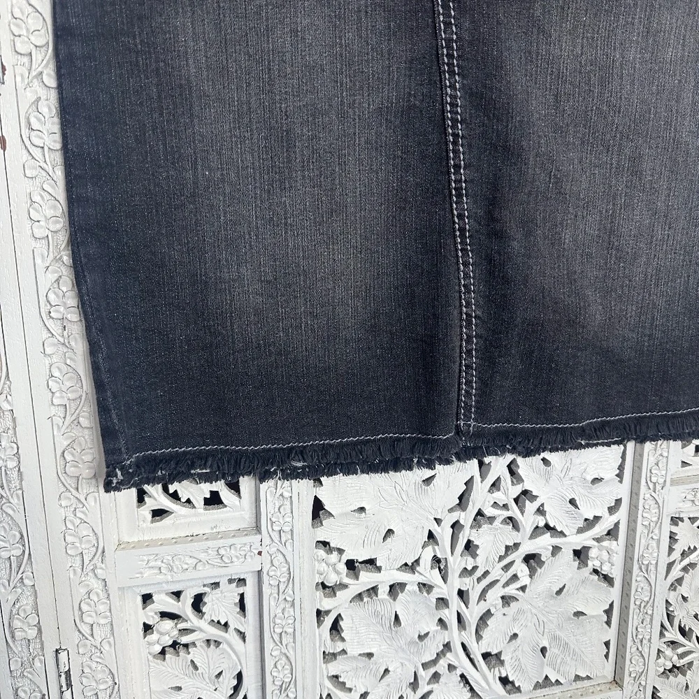 Xhilaration Dark Grey Grunge Y2K Style Low‎ Rise Denim Skirt With Fringe